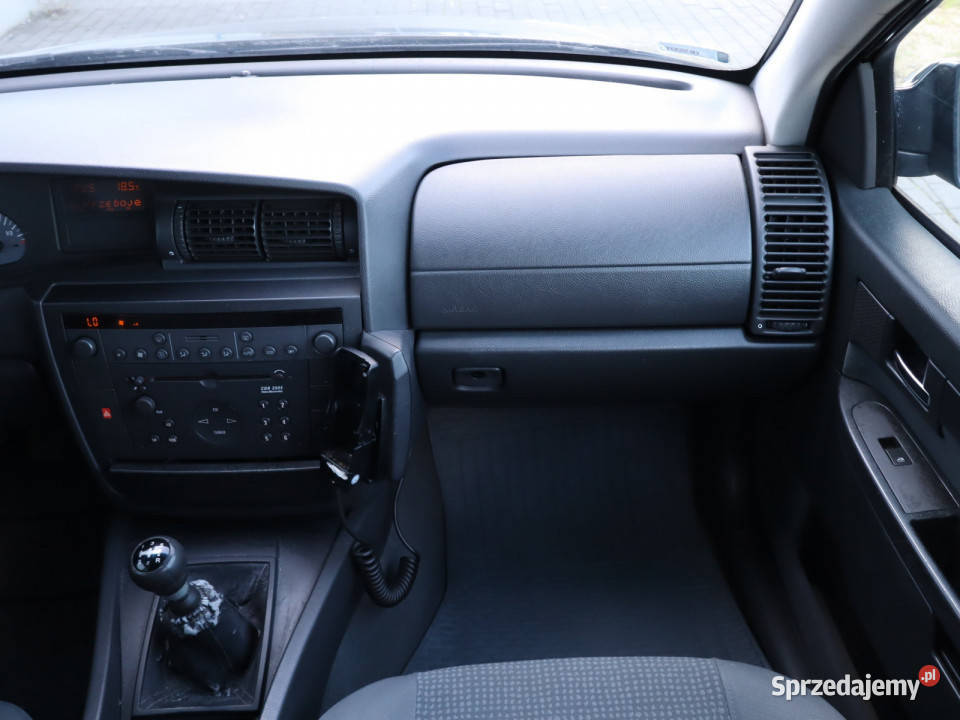 Opel Omega 22 DTI 16V