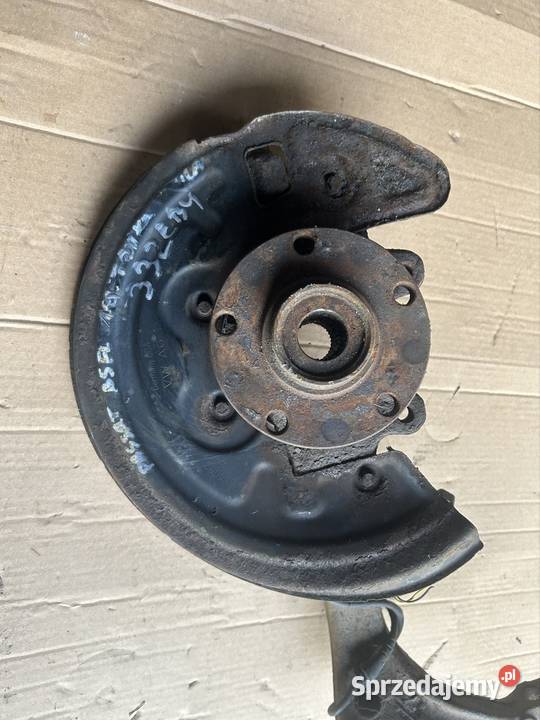 Zwrotnica prawy przód Passat b5 fl 19tdi 101