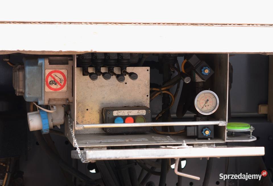 Podnośnik koszowy MERCEDESBENZ Atego Jasło sprzedam