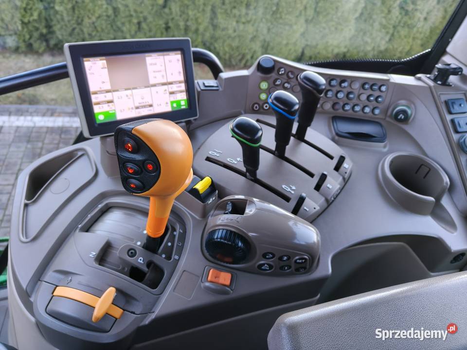 John Deere 6110R 2017r TUZ wom Tur Quicke John Deere Chromna