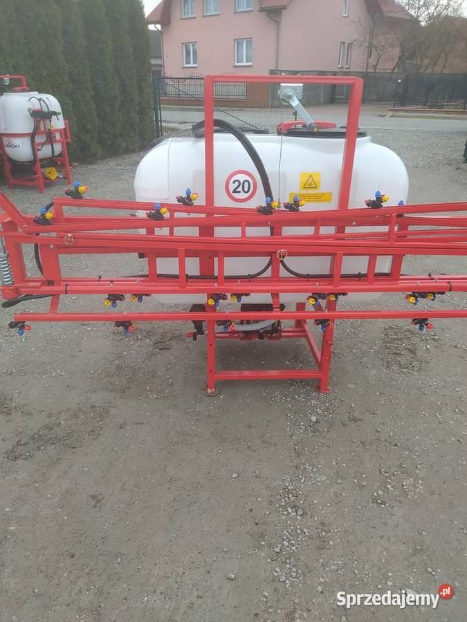 Opryskiwacz zawieszany polowy 12 m Firmy LISICKI Wysokie Mazowieckie