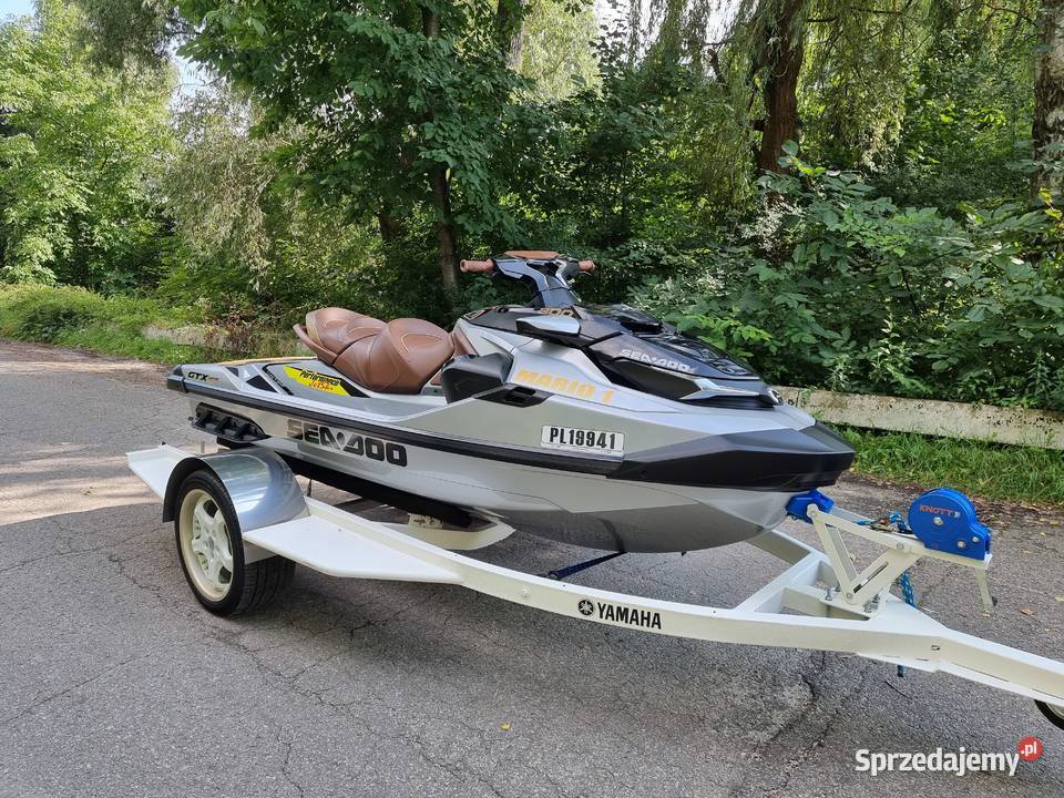 SLICZNY I WŁAŚCICIEL SKUTER WODNY SEA DOO GTX Rytwiany