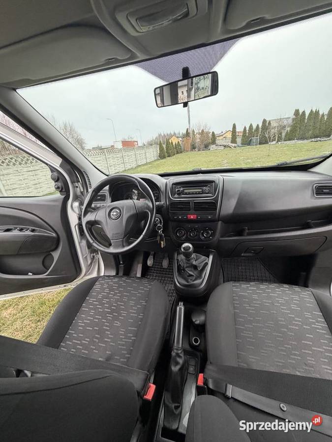 Opel combo łódzkie Kleszczów