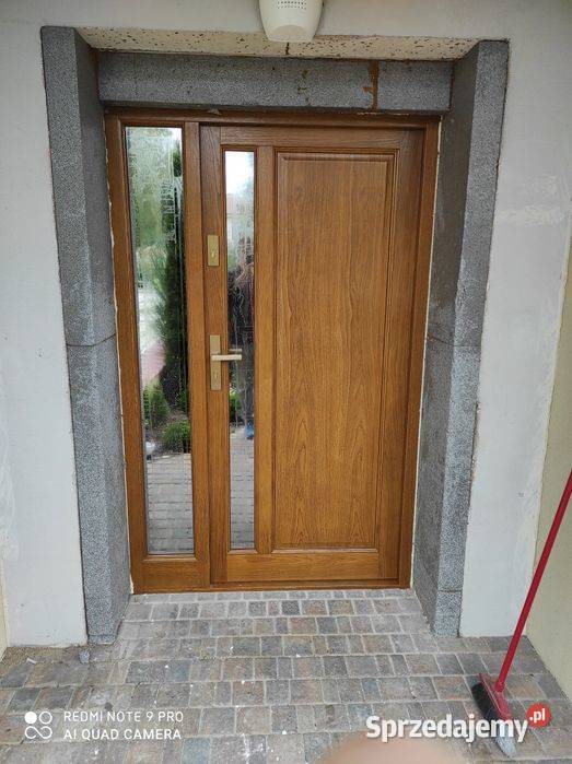 DRZWI WEJŚCIOWE DREWNIANE Z DARMOWĄ DOSTAWĄ Gliwice