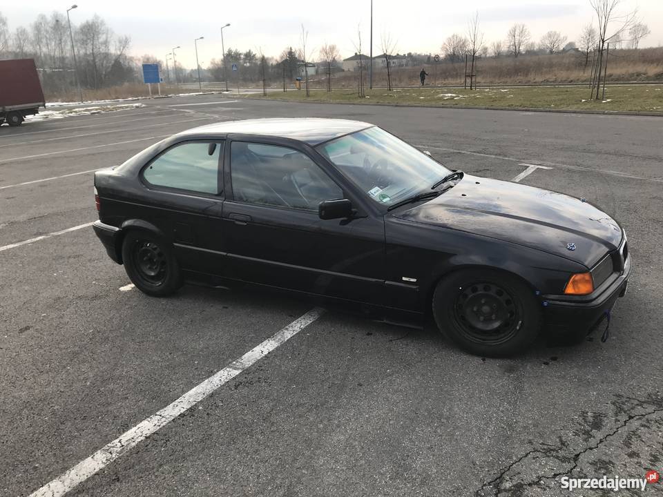 BMW E36 316i 19 99r Zdrowa Środek skóra centralny zamek Rydułtowy