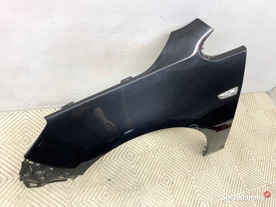 BŁOTNIK LEWY PRZÓD OPEL ASTRA J Hatchback 0915 osobowe