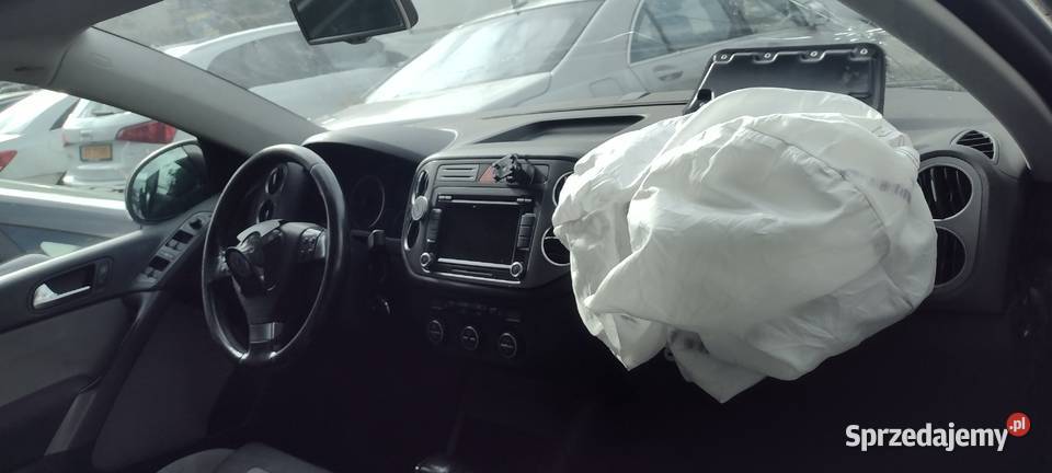 3 auta uszkodzone 2xvwopel corsa eokazja Podłęże sprzedam