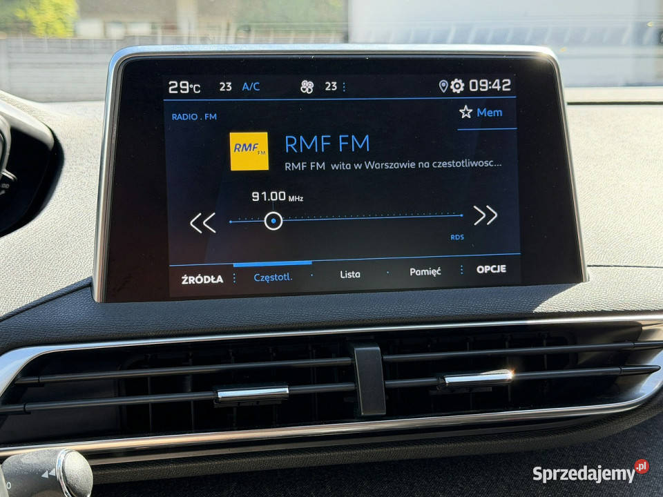 Peugeot 3008 15HDi gniazdo USB Węgrów
