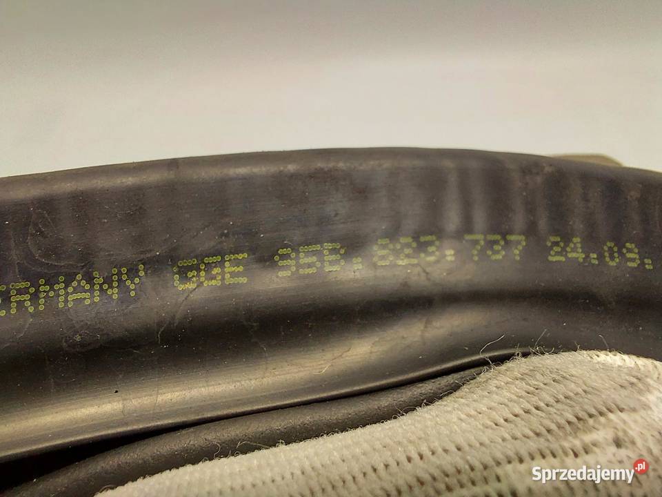 PORSCHE MACAN S 95B Uszczelka podszybia