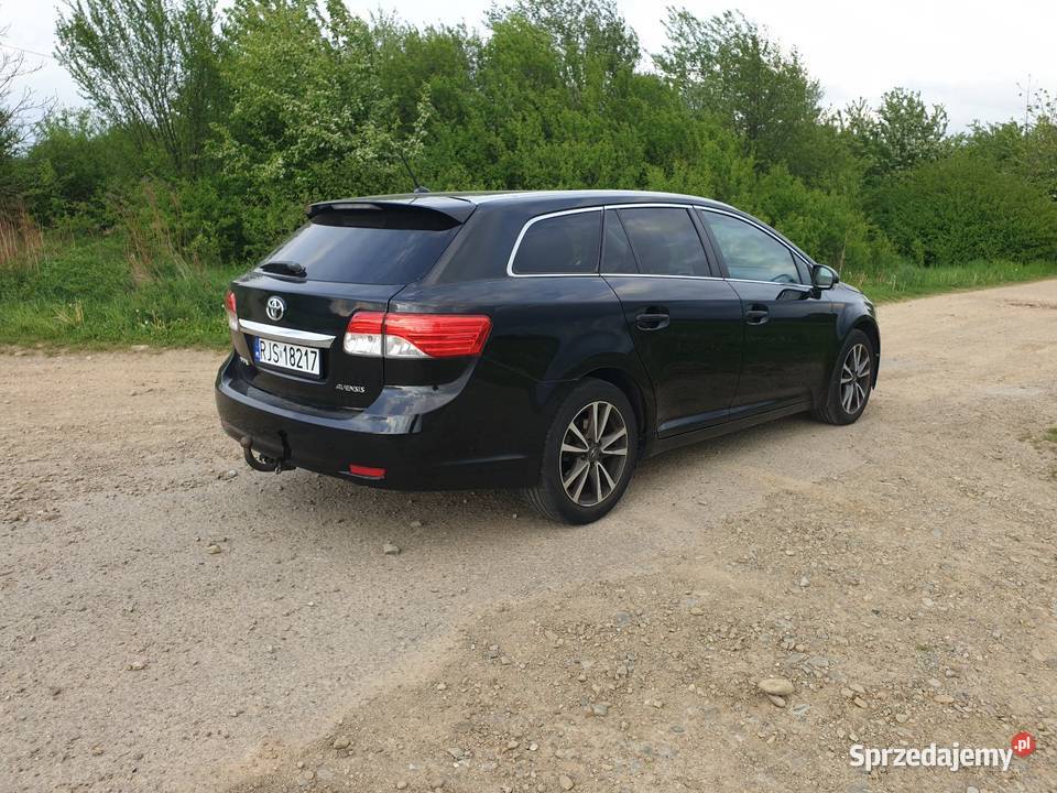 Toyota Avensis T27
