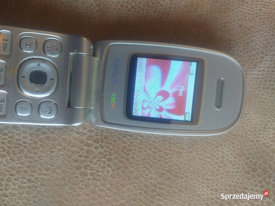 SONY Ericsson Z300i z300 telefon 300 z klapką Sandomierz