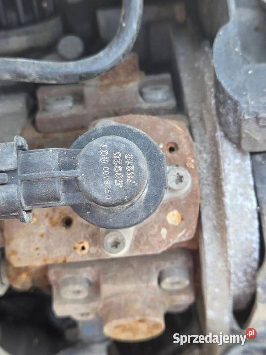 Silnik kompletny Peugeot 206 14 Hdi 8HZ 10FD95 sprzedam