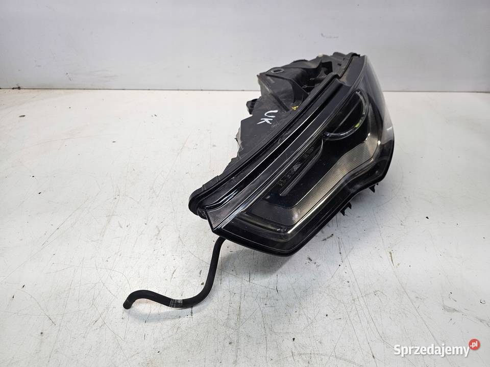 REFLEKTOR XENON LED LEWY AUDI A3 8V 8V0941031A Przystajń