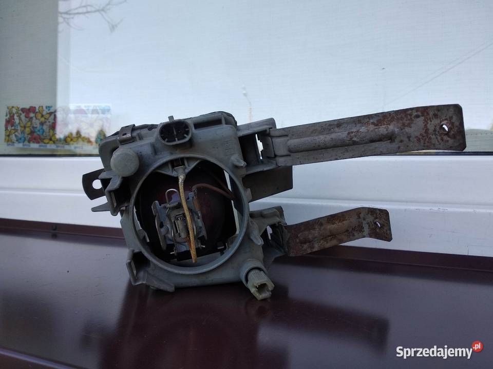 Opel Astra F halogen prawy lampa przeciwmgielna Oświetlenie Sieradz