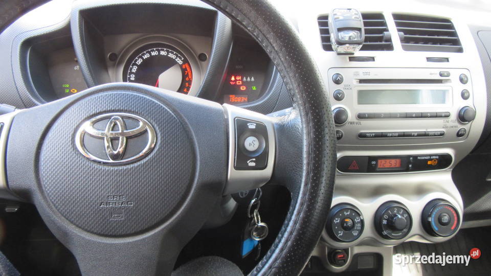 Toyota Urban Cruiser 133l benzy101 stan I