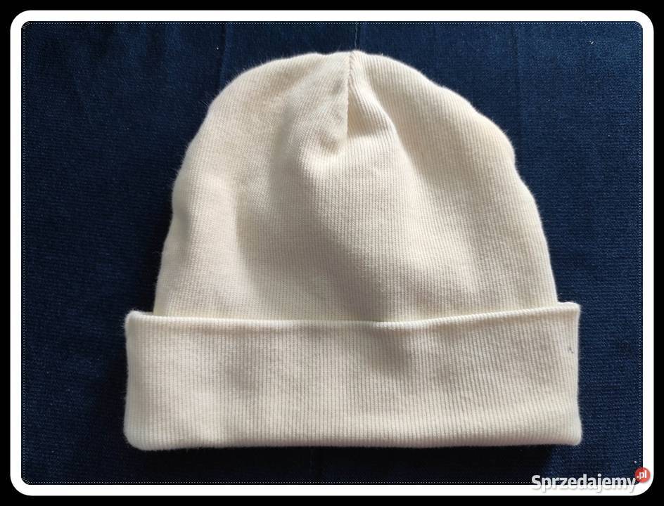 Jasna kremowa czapka damska beanie mazowieckie Płock