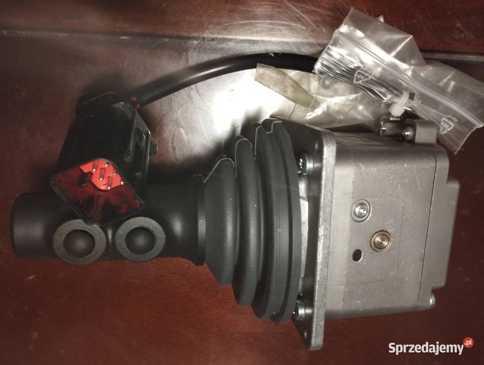 Joystick 4287733M92 8F1368C0001 Massey Ferguson nieuszkodzony Bydgoszcz