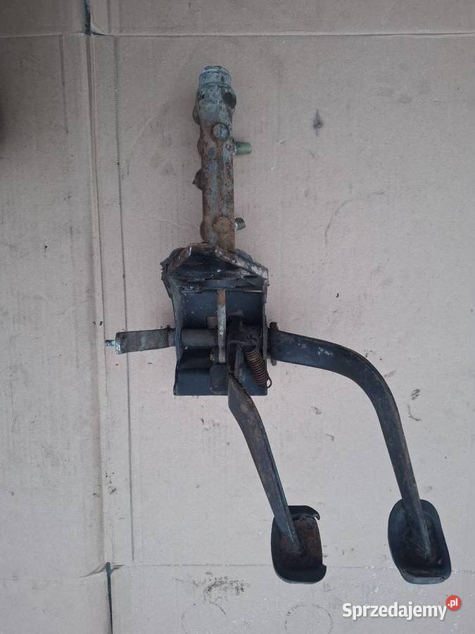 Pedały sprzęgła i hamulca Fiat 126p Maluch osobowe Strzelce Opolskie sprzedam