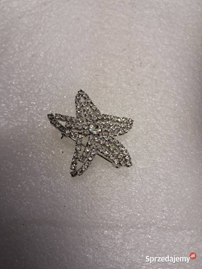 broszka z prlu z cyrkonii stan średnica 5 Sandomierz sprzedam