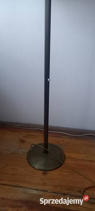 Mosiężna lampa podłogowa z abażurem Skierniewice