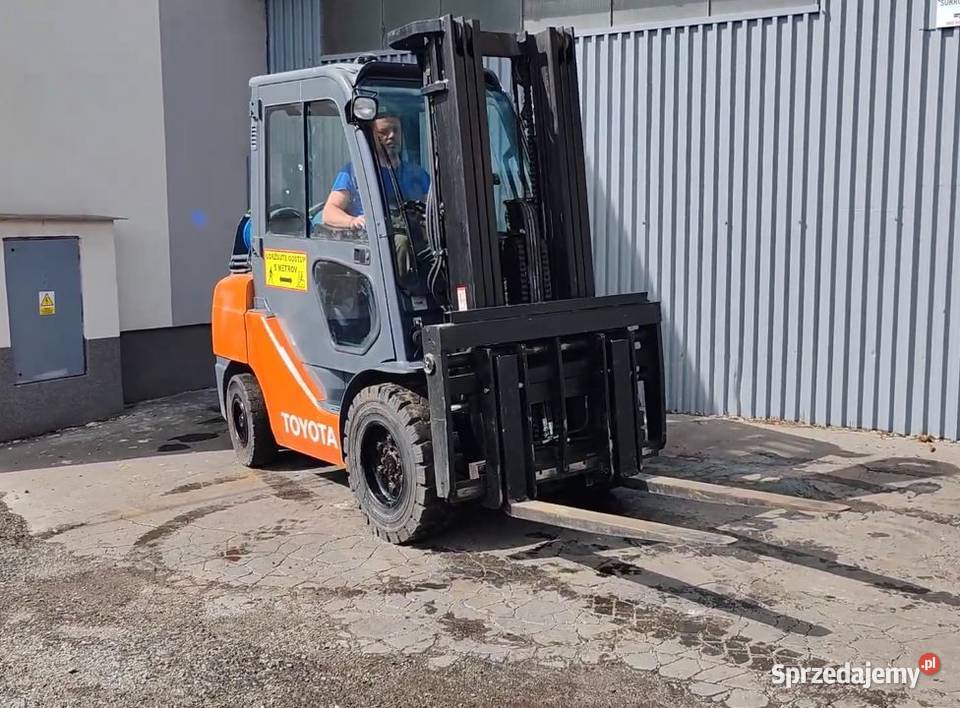 Wózek Widłowy TOYOTA 028FGJF35 LPG DUPLEX KABINA Wózki widłowe Gdańsk
