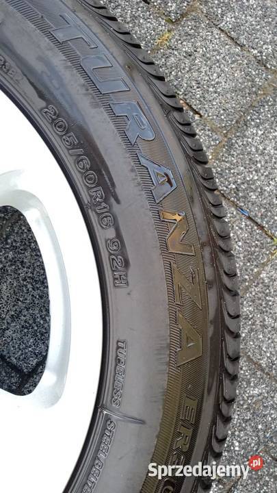 Alufelgi z oponami letnimi do Suzuki SX4 R16 Jeleśnia sprzedam