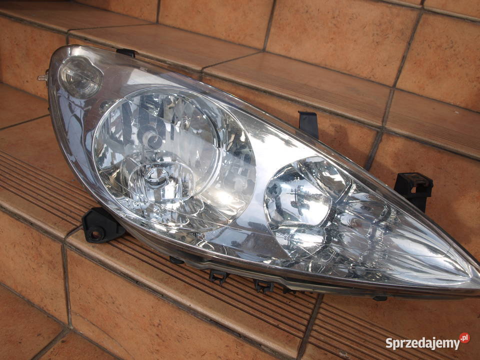 Peugeot 307 lampa prawa przód 2001 2005r europa Kalisz