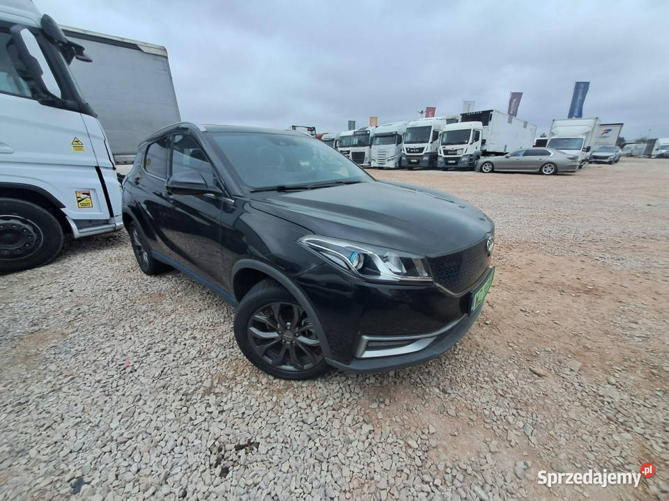 Seres 3 SUV Komorniki