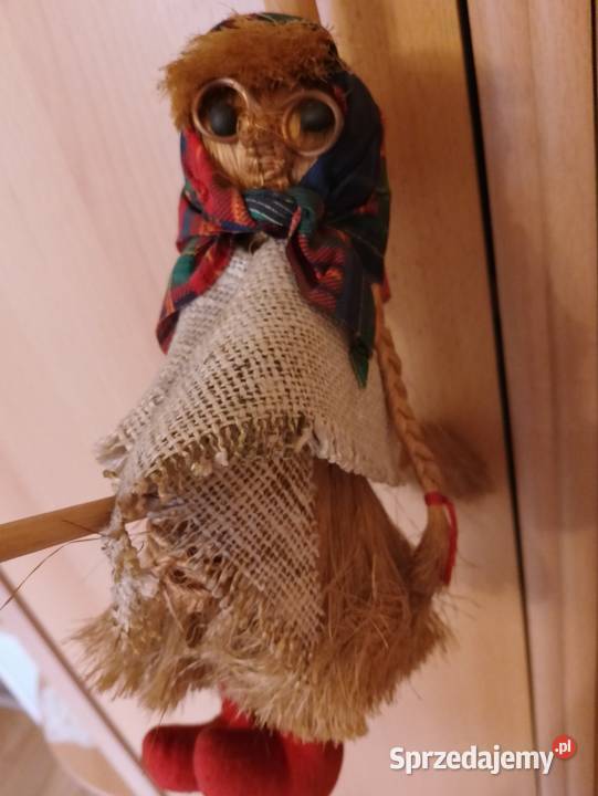 CZAROWNICA na miotle Baba Jaga ludowa lalka ze kolorowy wielkopolskie Poznań