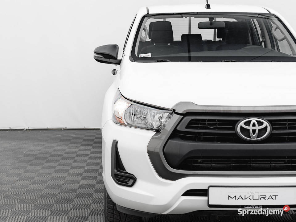 Toyota Hilux GD592XV24 D4D Double Cab DLX 4x4 lakier metallic Gdańsk