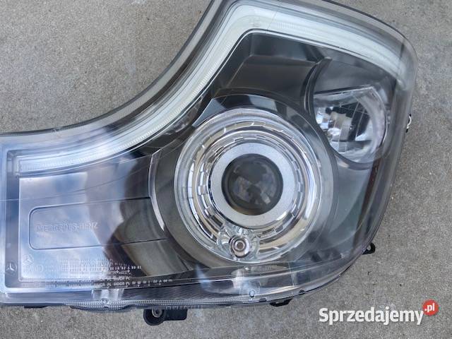 MERCEDES ACTROS MP5 REFLEKTOR LED LEWY XENON