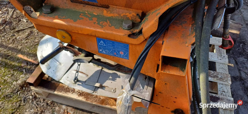 BEZ MINIMALNEJ Rozsiewacz soli piasku RAUCH AXEO Izabelin