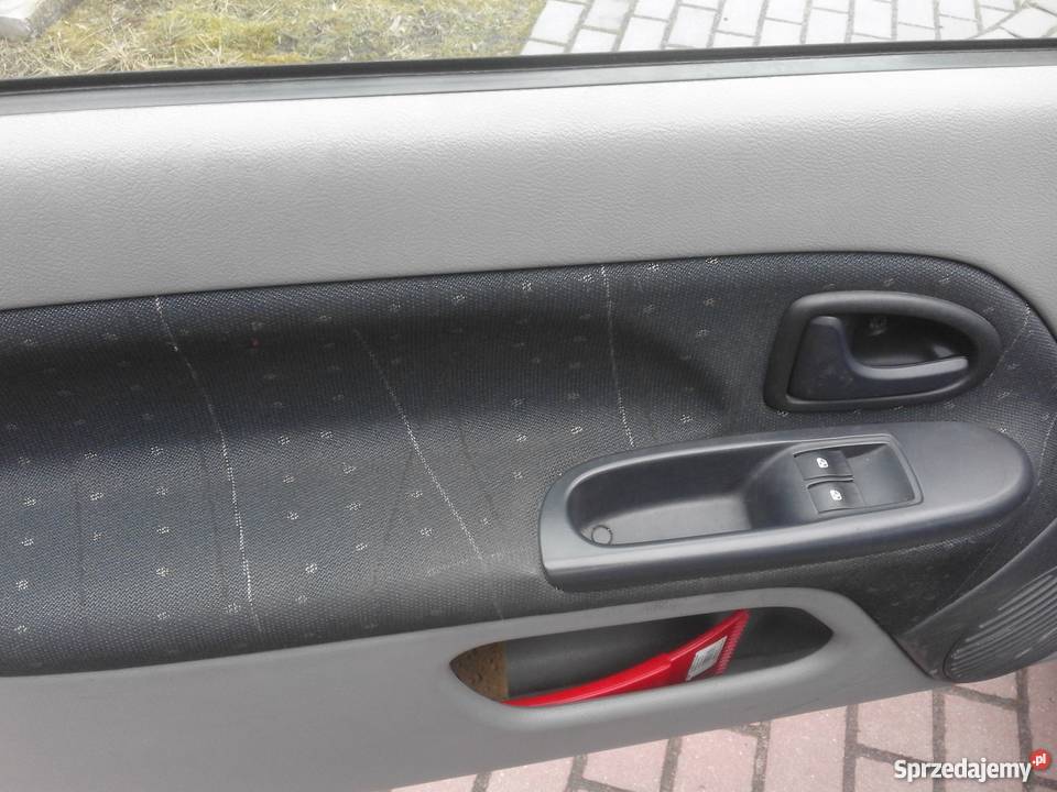 Renault Clio 2 fl 12 75 16v zadbany