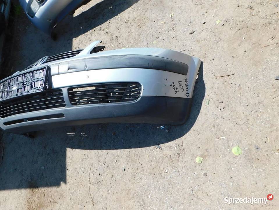 passat B5 zderzak kolor LB7Z 31521 WYSYŁKA Pozostałe