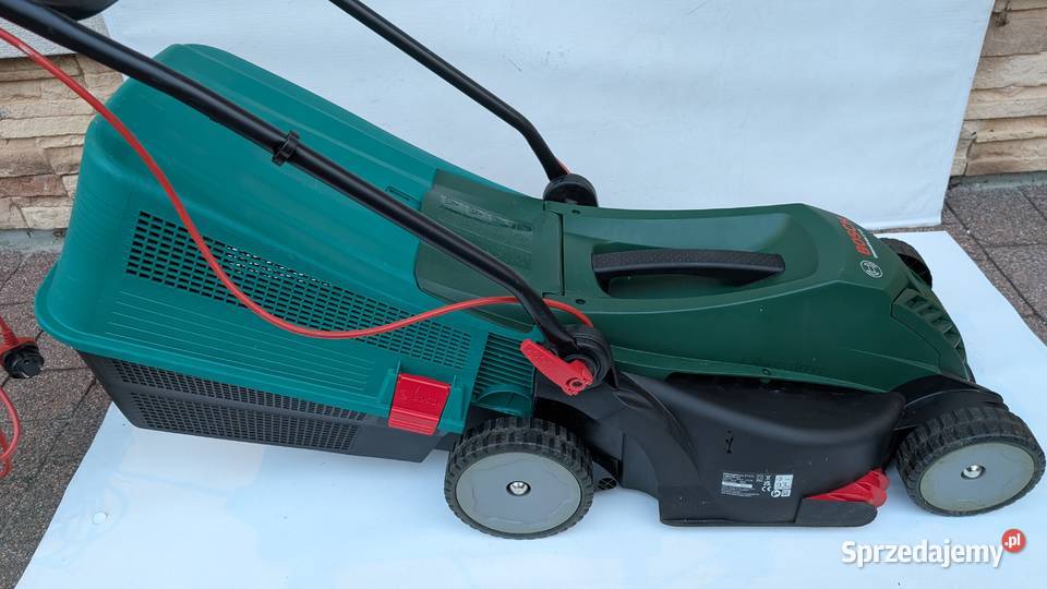 Kosiarka elektryczna Bosch UniversalRotak 37570 Jadowniki