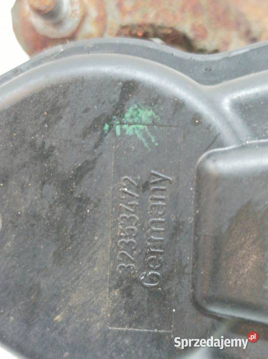 ZACISK HAMULCOWY PRAWY TYŁ 32 B KL Jeep Cherokee osobowe