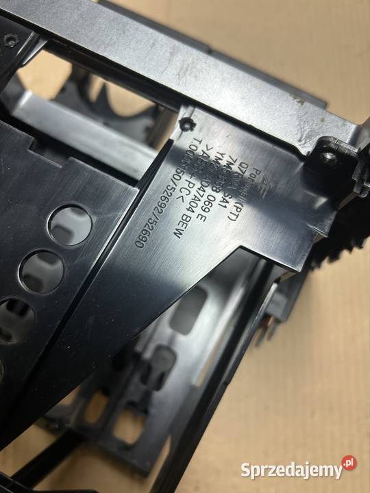 Kosz panel środkowy galaxy lift 7m5858069e Grudziądz