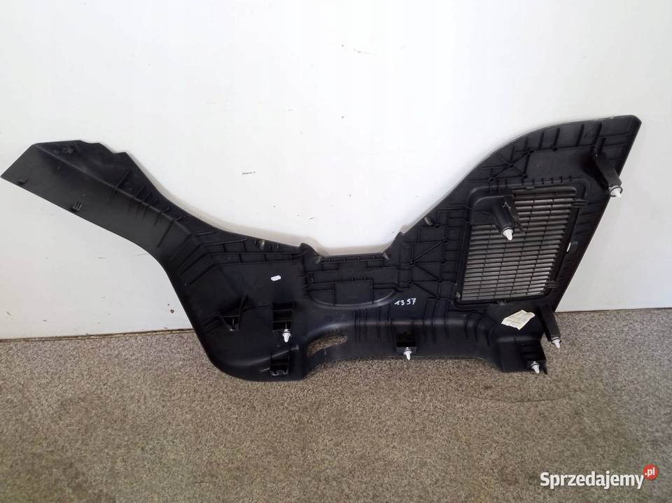 TAPICERKA BOCZEK BAGAŻNIKA PRAWY MK2 sprzedam