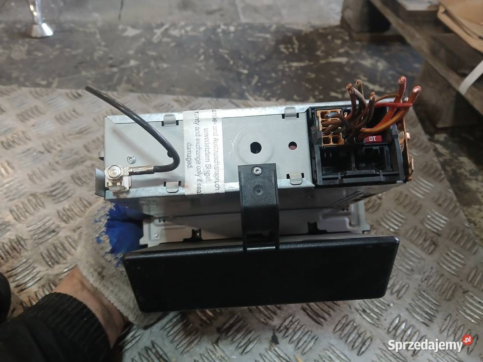 Radio fabryczne Volkswagen Golf V Touran I Rok produkcji 2006 Radłów