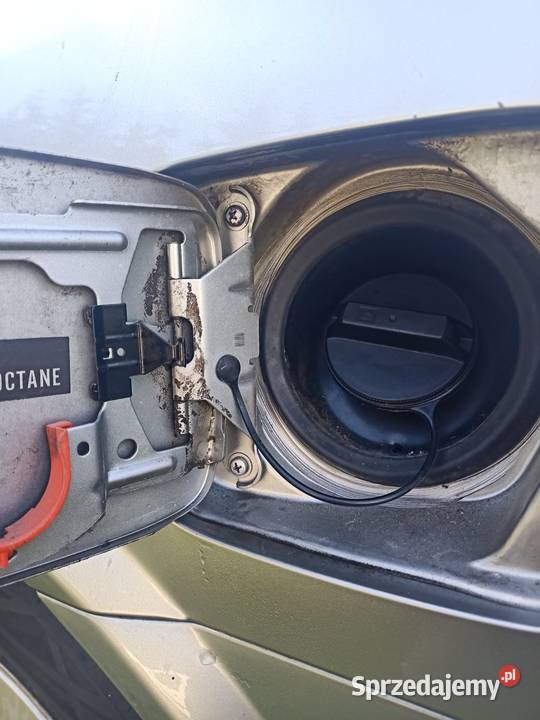 Klapka wlewu paliwa nissan primera P12 KYO G części blacharskie