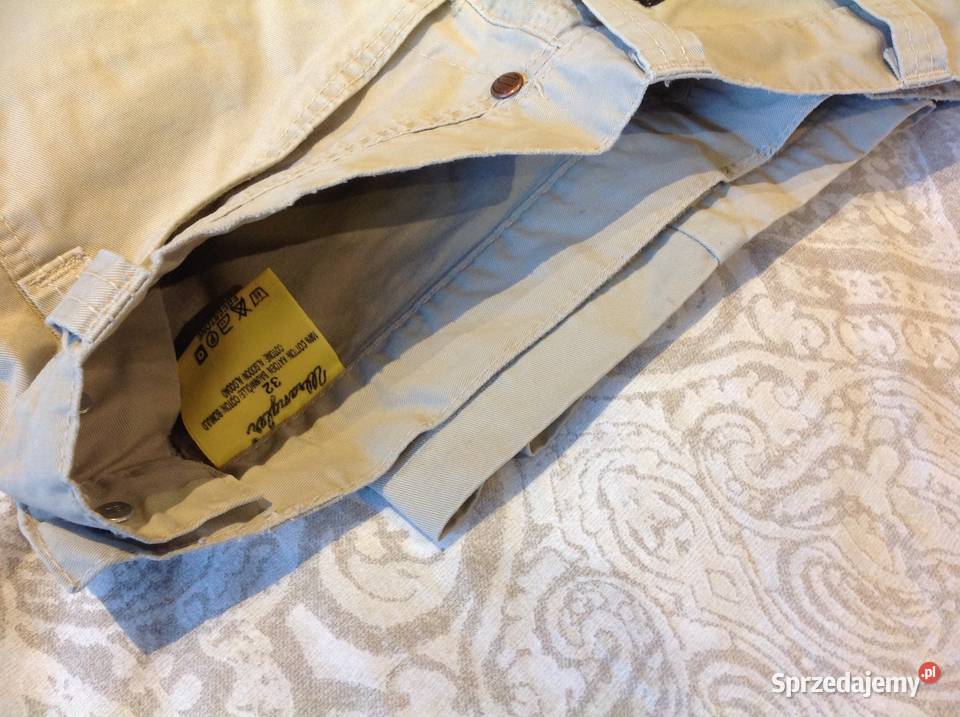 Spodnie Krótkie Męskie WRANGLER M Rozmiar M Nowa Sól