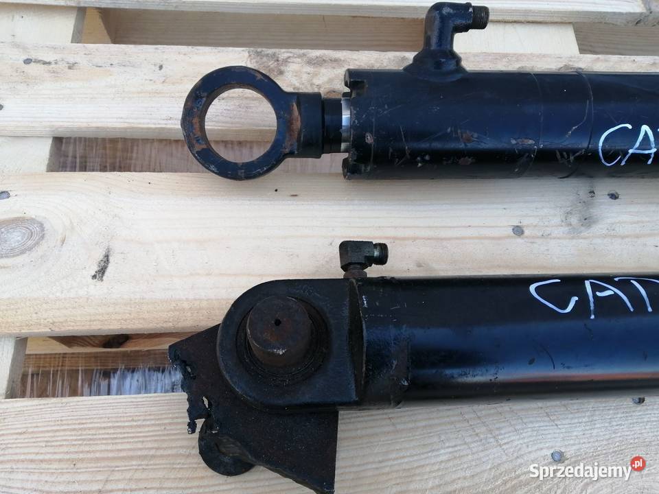 Siłownik poziomowania Cat TH 360B Wilkowo sprzedam