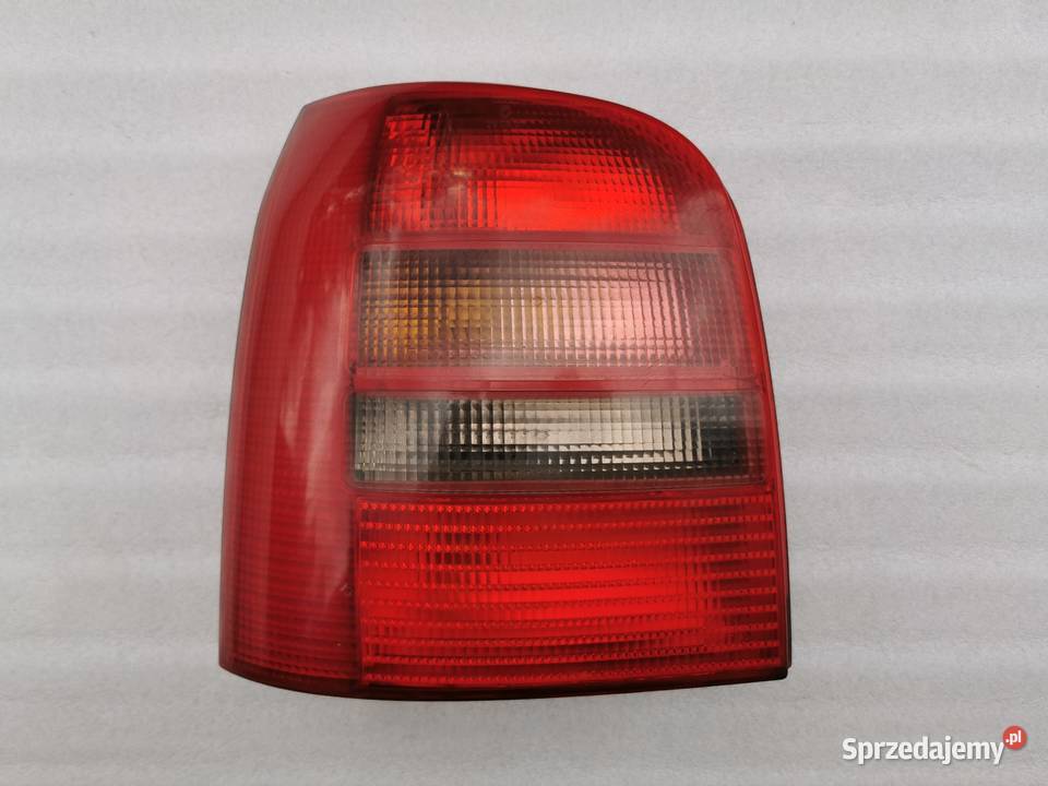 Lampa Lewy Tył Tylna Lewa Audi A4 B5 Avant mazowieckie Wyszków