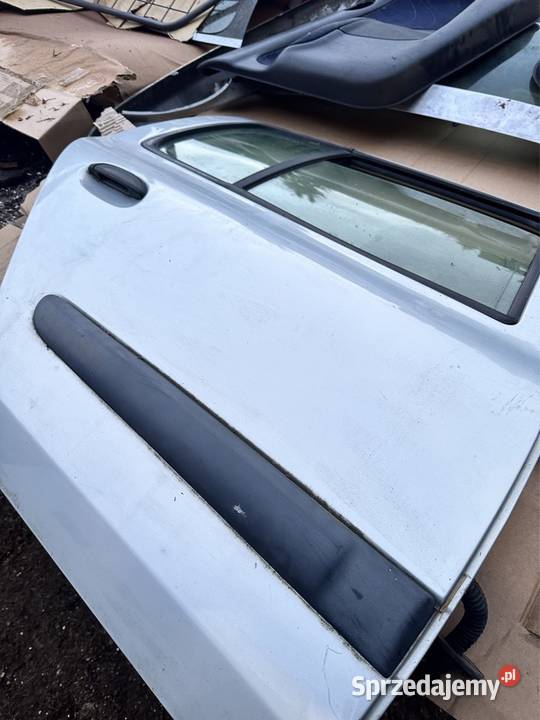 Renault clio 2 drzwi prawe przód tył MV632 Bydgoszcz