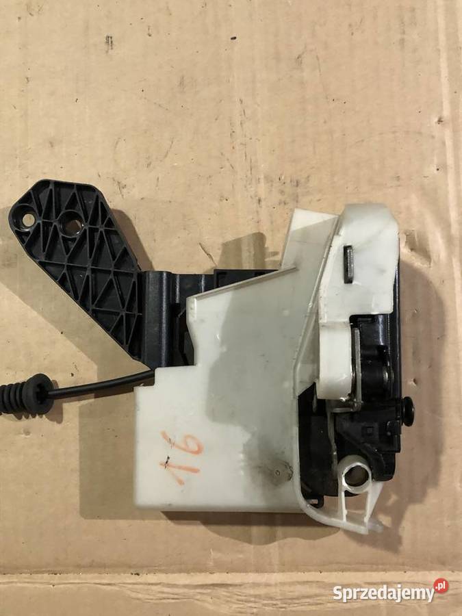 Zamek drzwi przednich lewy i prawy Volkswagen T5 osobowe Nowy Sącz