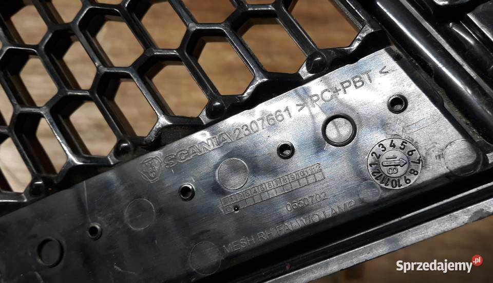 SCANIA S R KRATKA SIATKA MASKI ATRAPY 2307661 ciężarowe Międzychód