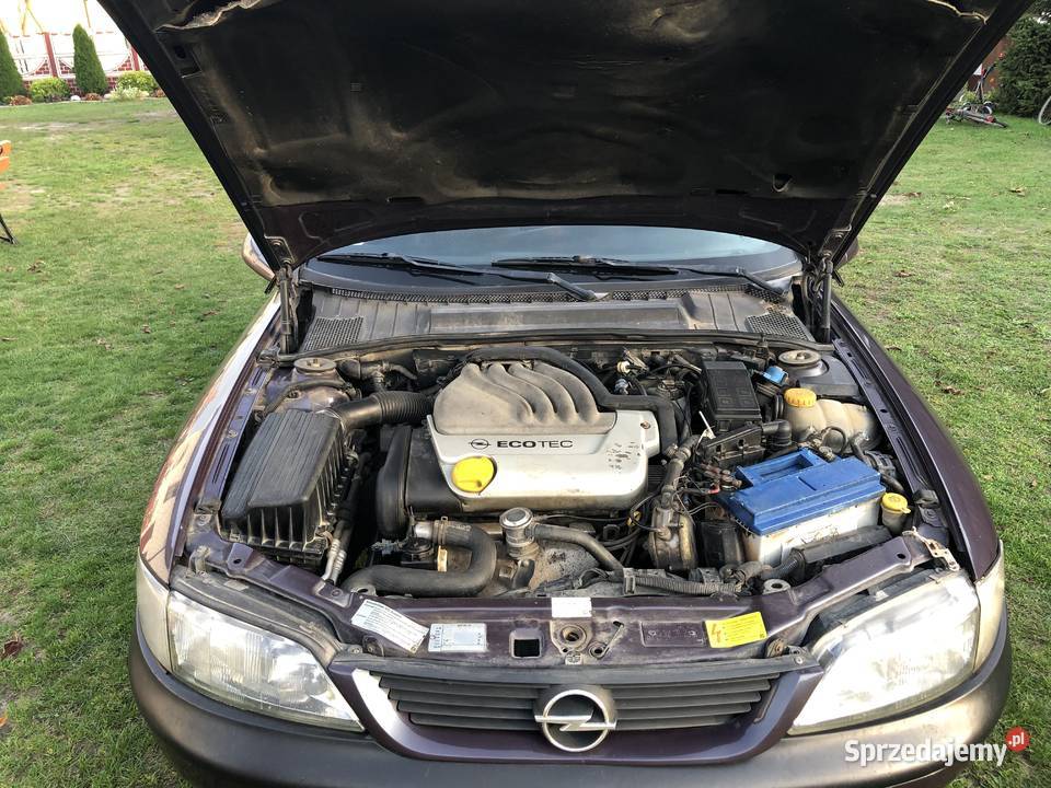 Opel Vectra B 16 16V LPG hak wspomaganie kierownicy Michałów