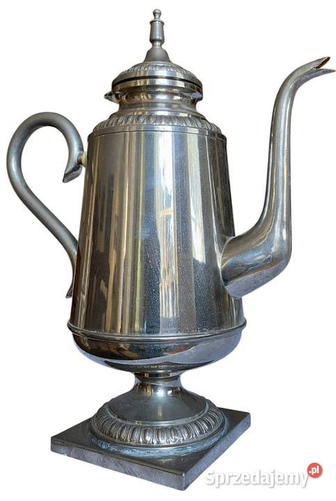 Stary stalowy imbryk