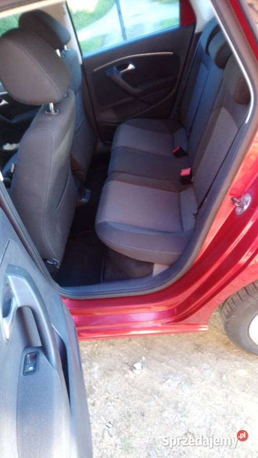 Polo 12 110 Highline Polski Salon bordowy