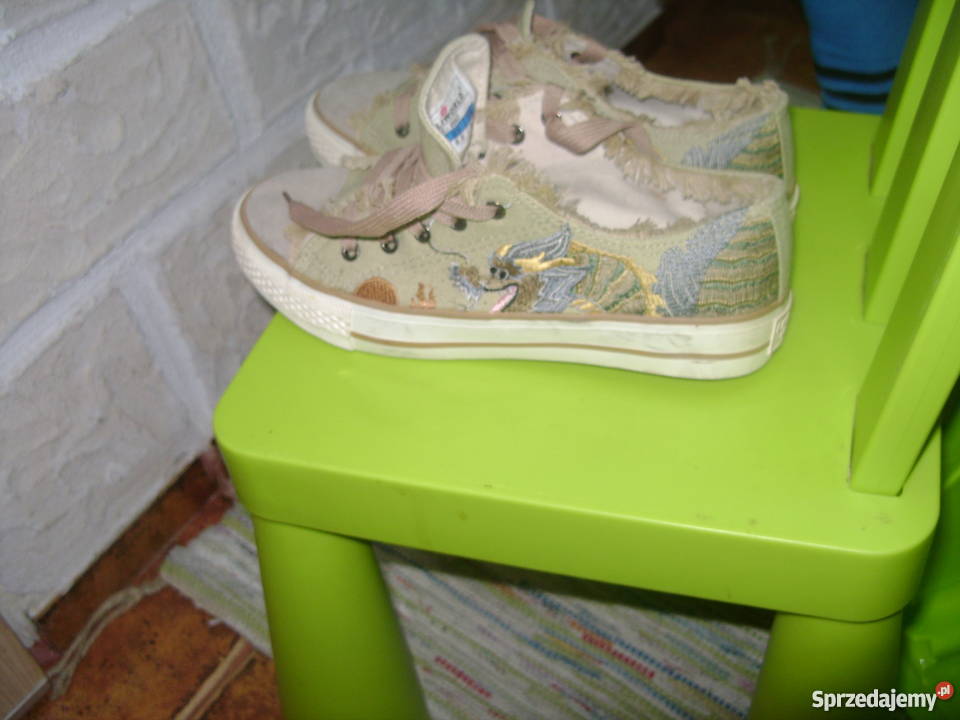 SPRZEDAM TANISÓWKI Szczecinek